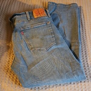 Levi's Men's Relaxed Fit Denim Jeans in Light Blue